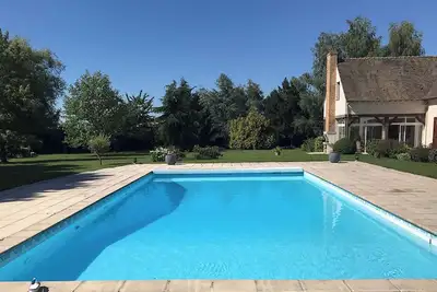 Image de Villa de charme avec piscine à 50 min de Paris
