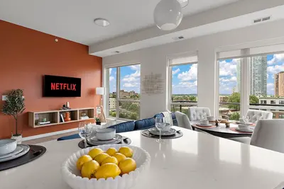 Image de Luxury 2Bd Condo Dt Minneapolis, Minutes From Convention Center & Us Bank Arena