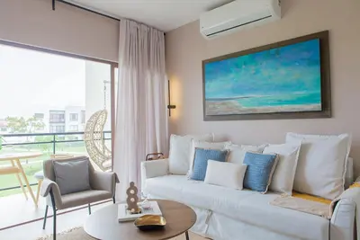 Image de Modern apartment with pool and beach nearby