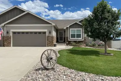 Image de Charming Getaway in Quiet Neighborhood!