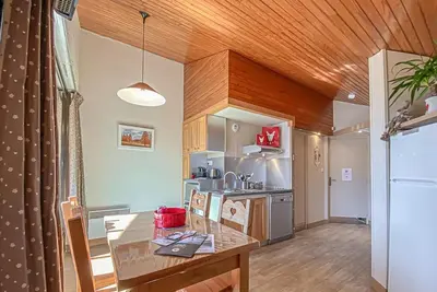 Image de À 10m des pistes de ski, Rez-de-chaussée, terrasse, casier à ski, 27m², Aussois
