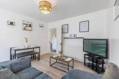 Image de 8 Bed•Contractor/Family Stays•Free Private Parking