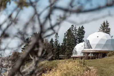 Image de The Lookout Coastal Domes