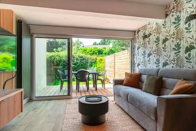 Le Phare de Kernevest - 200 m de la plage