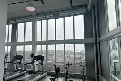 Image de Luxury 2br Condo in Downtown Calgary | Free Parking | Walk to Stampede & C-Train