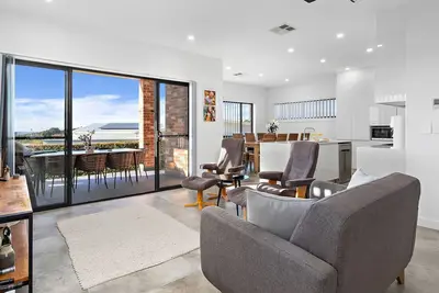 Image de Fadden Street Retreat