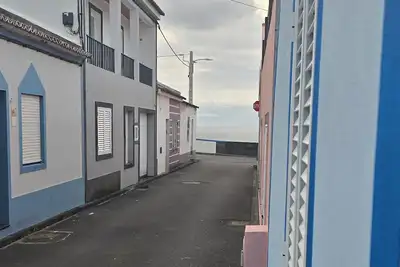 Image de Sea Breeze: Comfortable Azorean House Just Steps Away from the Ocean