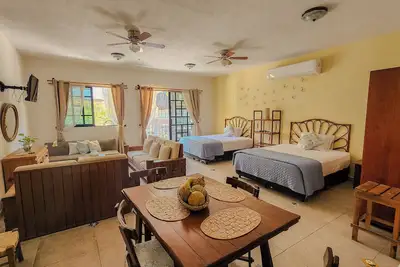 Image de Charming apartment for 4 people with WiFi and air conditioning Playa del Carmen.