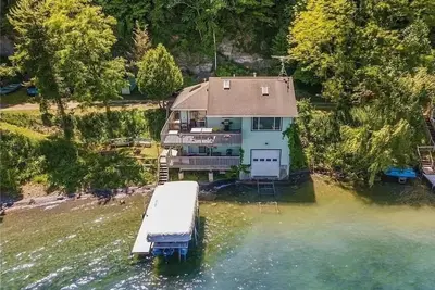 Image de FingerLakes- Owasco Lake Escape