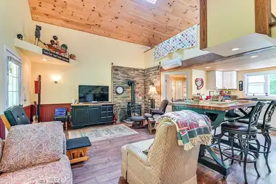 Image de Hike, Bike, Fish & More: Dansville Cabin w/ Yard!