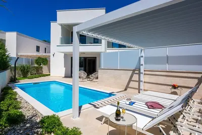 Image de Superbe maison à Linardici