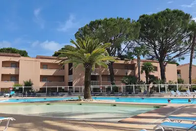Image de Appart vacances avec piscine & à 400m de la plage