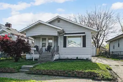 Arcade Fun & Relaxation 5 Miles from Downtown