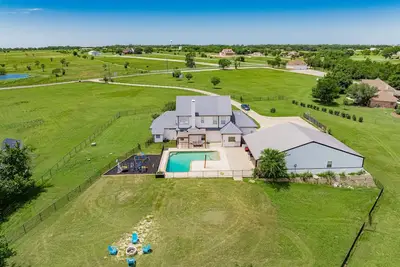 Image de Sahvana Ranch - Unwind, Splash & Party