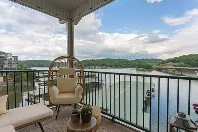 Image de Boat Slip, 3 Pools, Golf, Ozarks Ampitheater, & Amazing Lake Views at the 13mm Big Niangua