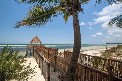 Image de Luxury Beachfront Bliss Awaits in Zanzibar