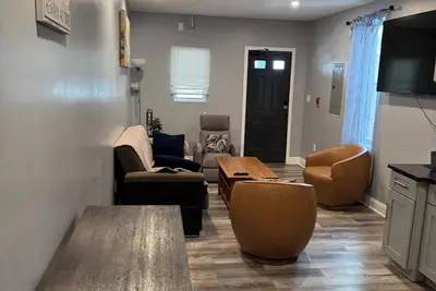 Image de Milcah  2-bedroom apartment with WiFi, Ac in delightful Philadelphia