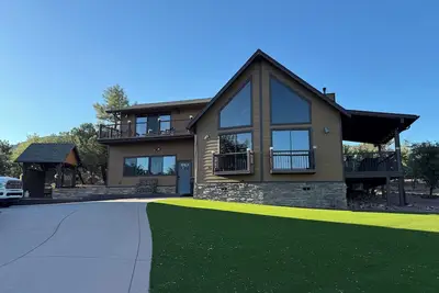 Image de 3-bedroom home in Pine-Strawberry with WiFi, fitness room, Ac, no pets