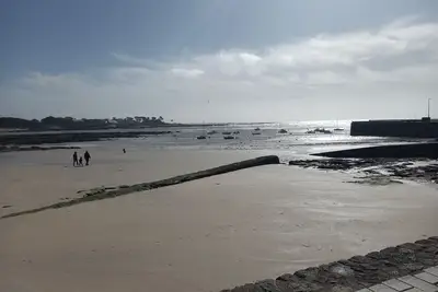 Image de proche plage    de Lorient  56    maison 3 chambres jardin plus cour