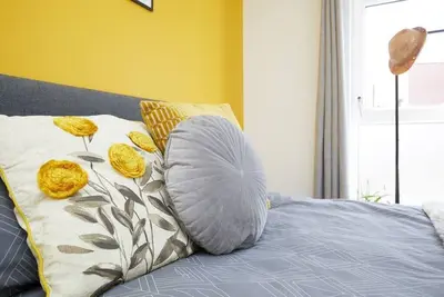 Image de 3 Bedroom Modern Town House - Derbion & Theatre 2 mins Walk