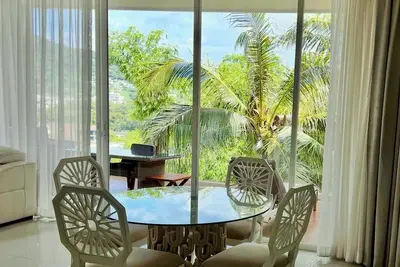 Image de 2 Bedroom Apartment 123м² with terrace 300m from the sea