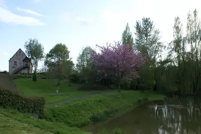 Image de Gîte 2 à 4 personnes avec étang près de Caen
