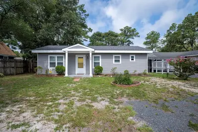 Image de Beach Break Bungalow