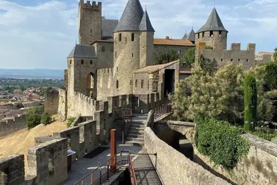 Image de Rive Gauche, près de tout avec parking privé, décembre Magie de Noël, St Nicolas