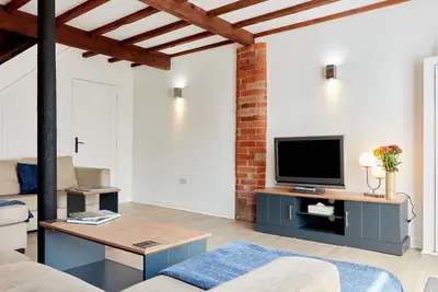 Image de Magnifique maison de vacances pour 4 personnes avec bain à remous, Wifi et Tv