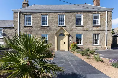 Image de Belle maison de vacances avec Wifi, bain à remous, Tv, terrasse et animaux admis