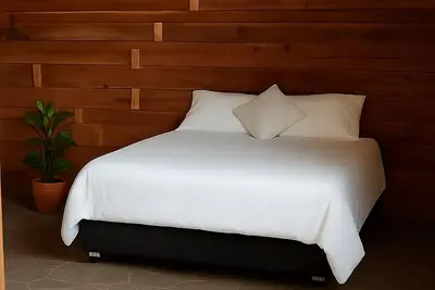 Image de Cozy Lakeside Suite- 2br hotel room by the lake- Texoma Shores Resort