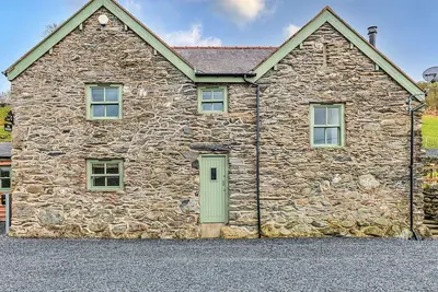 Image de Belle maison de vacances pour 6 personnes avec Wifi, bain à remous, Tv et terrasse