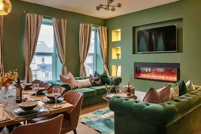 Image de Agréable appartement pour 11 personnes avec Wifi, bain à remous, terrasse et animaux admis
