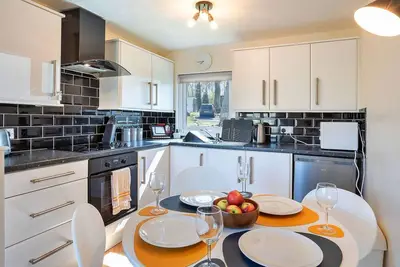 Image de Merveilleuse maison de vacances pour 5 personnes avec piscine, Wifi, terrasse et animaux admis