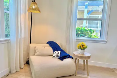 Image de Jie choice- 3b2b Highland Calm Brand New House