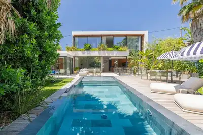 Image de Villa Roche Blanche - Jardin tropical avec piscine