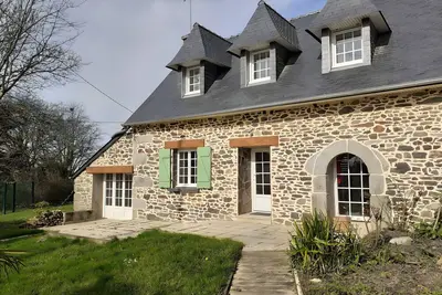 Image de Maison de Vacances 'Kergoulas' avec Terrasse Privée, Jardin Privé et Wi-Fi