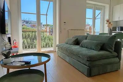 Image de Apartment with metro and market under the house, close to the Vatican, pet friendly!