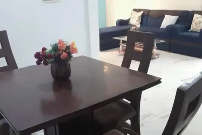 Image de Appartement  2chambres, 2salles de bains, 1salon, 1 cuisine, 1 salle à manger