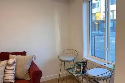 Image de Modern & Spacious 2br 2ba Home 1hr from Rockies in Calgary