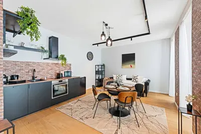 Image de The Industrialist – Design Suite in Central Vienna