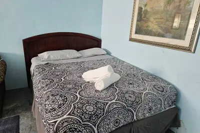 Image de 30 Day Minimums- 6 Br Beach Vibes Home in Arecibo