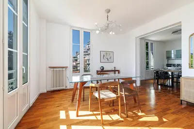 Image de Très Grand 2 Pièces Calme Vue Dégagée