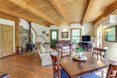 Image de Trails & Creek On-Site: Ozarks Retreat on 23 Acres