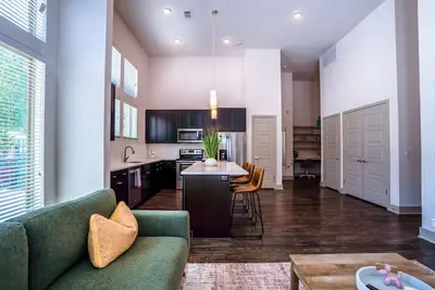 Image de 3bd/3ba Frisco Oasis Stay + Pool