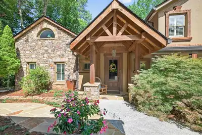 Image de Lake Escape with Largest 2-Story Dock on Lanier