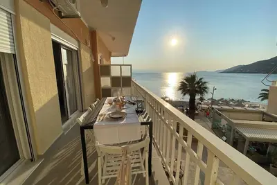 Image de Beachfront 2Bedroom Flat SeaView