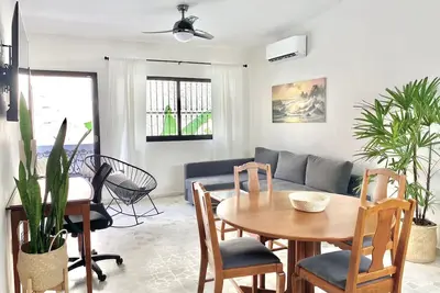 Image de Ecosuite 1, parque de las ciudades hermanas and down town!