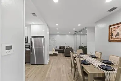 Image de Family Oasis with Private Backyard Near Hard Rock Stadium & Beaches