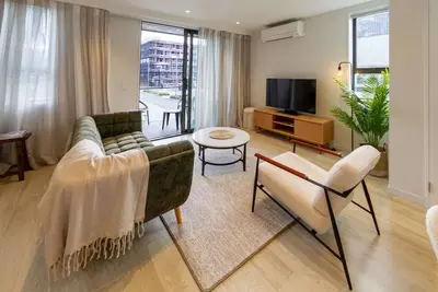 Image de Luxe Central City 2 bedrooms with Carpark